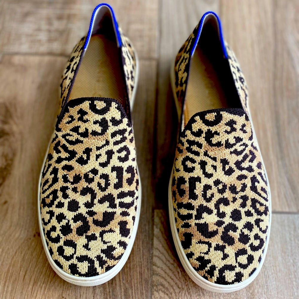 Rothys Camo Cat Size 8